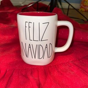 NWT Rae Dunn “Feliz Navidad” mug
